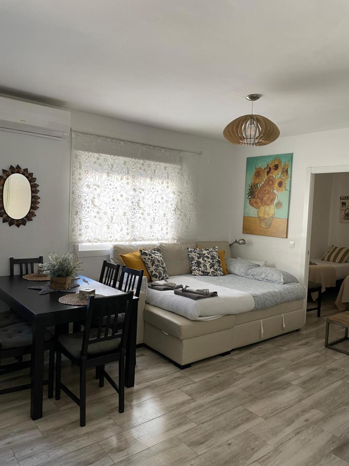 Pedregalejo Beach House Málaga Eksteriør bilde